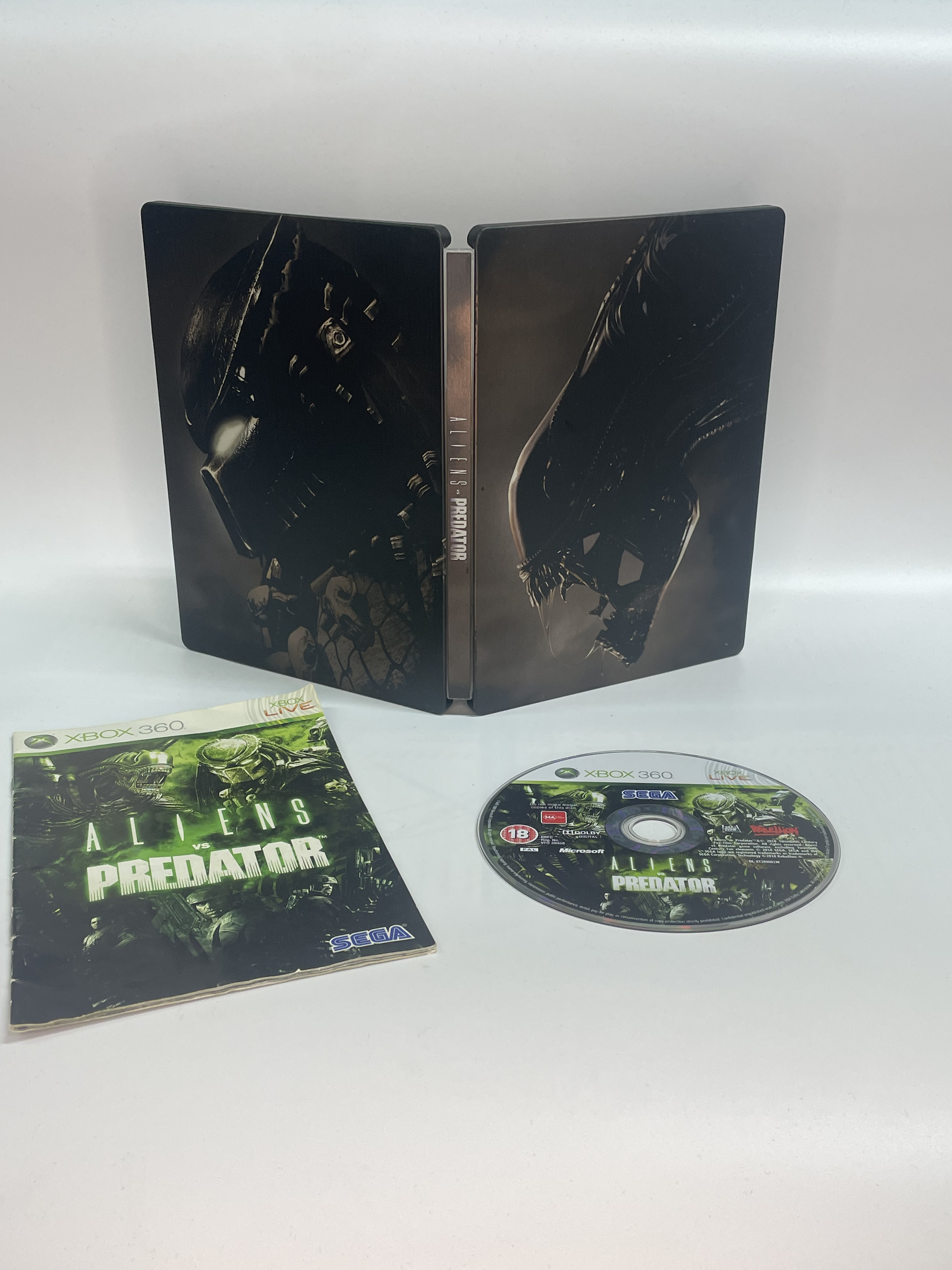 Aliens vs Predator (SteelBook)